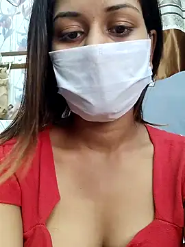 Snapshot of its_sophiaa chatting on 11.02.25 its sophiaa online show from 11.02.25