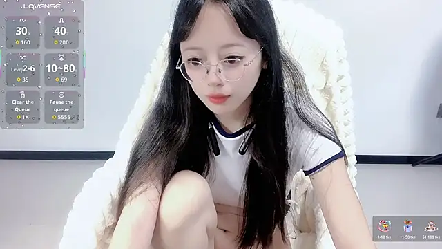 SS-19 online show from 10.21.25