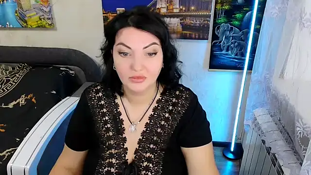 Lady Boom Wild  online show from 09.29.25