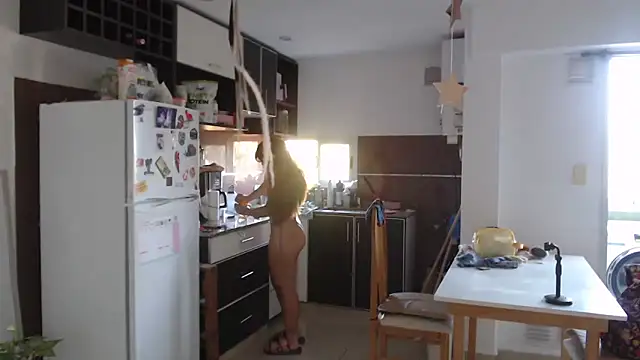 Snapshot of bunnylolaa4 chatting on 02.16.26 bunnylolaa4 online show from 02.16.26