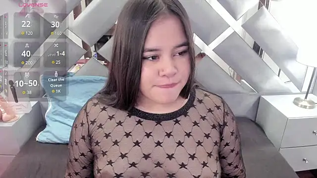 Snapshot of rose_nova chatting on 12.17.25 rose nova online show from 12.17.25
