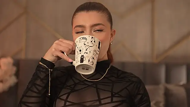 Snapshot of miia_blake chatting on 11.23.25 miia blake online show from 11.23.25