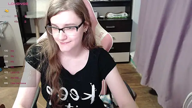 Snapshot of Tomato_Tease chatting on 11.12.25 Tomato Tease online show from 11.12.25