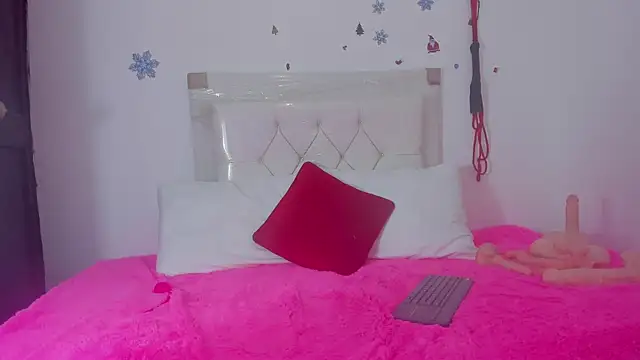 Lori Evanss online show from 12.27.24