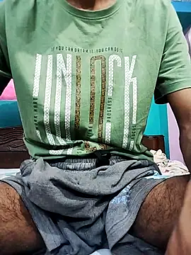 Snapshot of Afgref5335 chatting on 10.18.25 Afgref5335 online show from 10.18.25