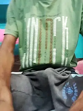 Snapshot of Afgref5335 chatting on 10.19.25 Afgref5335 online show from 10.19.25