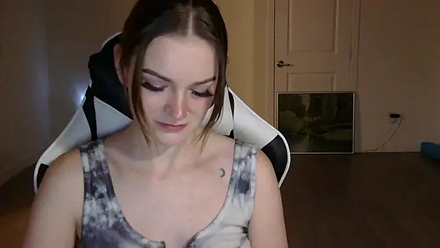 Snapshot of KLEOKILLS chatting on 01.10.25 KLEOKILLS online show from 01.10.25