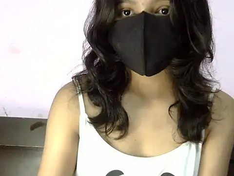 Cute Alaina online show from 10.24.25