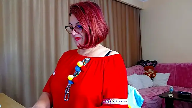 EdithCharm online show from 10.08.25