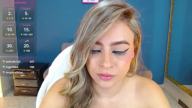 Snapshot of miacarperr1 chatting on 01.03.25 miacarperr1 online show from 01.03.25