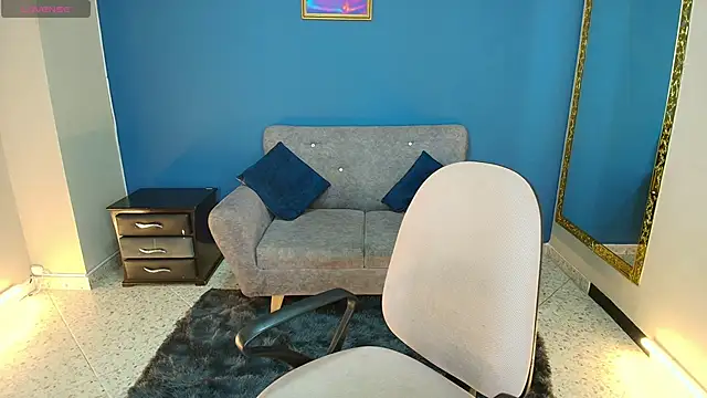 Snapshot of miacarperr1 chatting on 02.01.25 miacarperr1 online show from 02.01.25