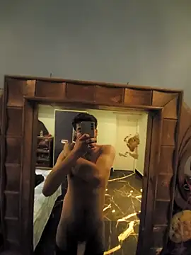 Snapshot of Dexiboy chatting on 03.16.25 Dexiboy online show from 03.16.25