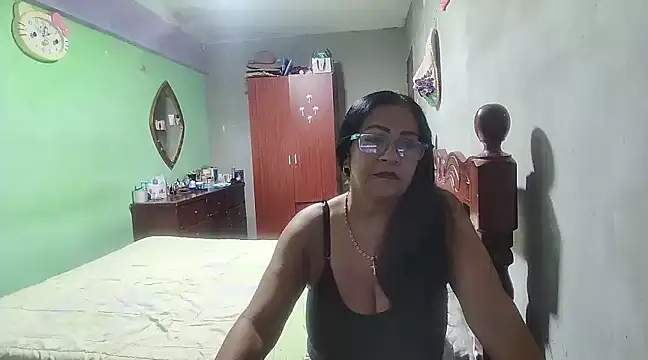 Snapshot of rosi_pamela chatting on 12.02.24 rosi pamela online show from 12.02.24