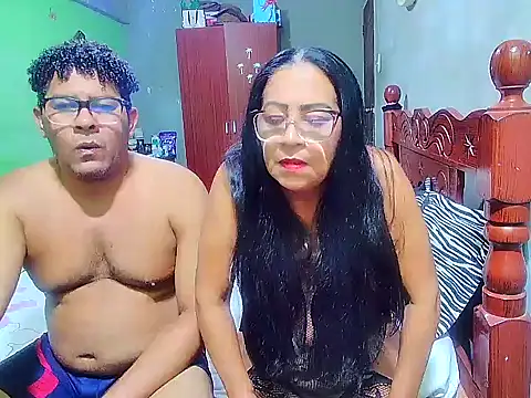 Snapshot of rosi_pamela chatting on 01.25.25 rosi pamela online show from 01.25.25