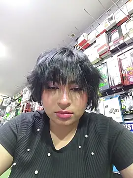 Snapshot of TioreHentai chatting on 12.15.25 TioreHentai online show from 12.15.25