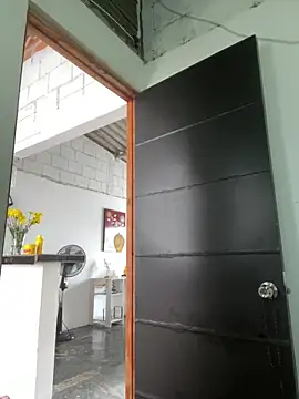 MireyaTorresGu online show from 04.19.26