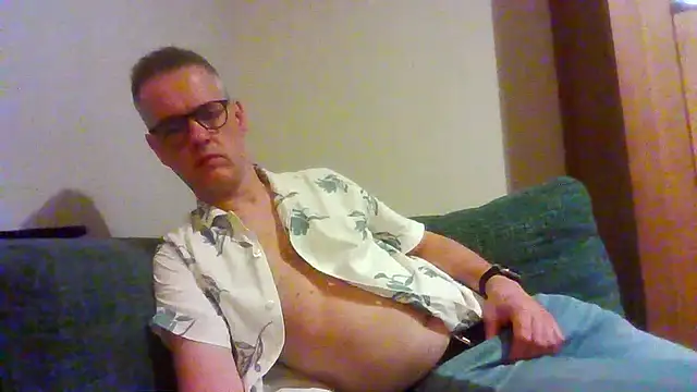 Snapshot of Hectorthyssen1 chatting on 06.19.26 Hectorthyssen1 online show from 06.19.26