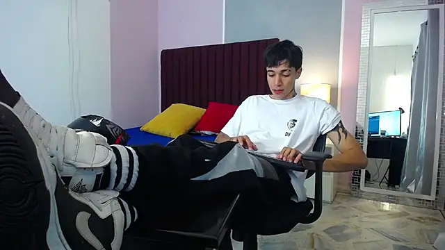 Zacktk7 online show from 01.02.25