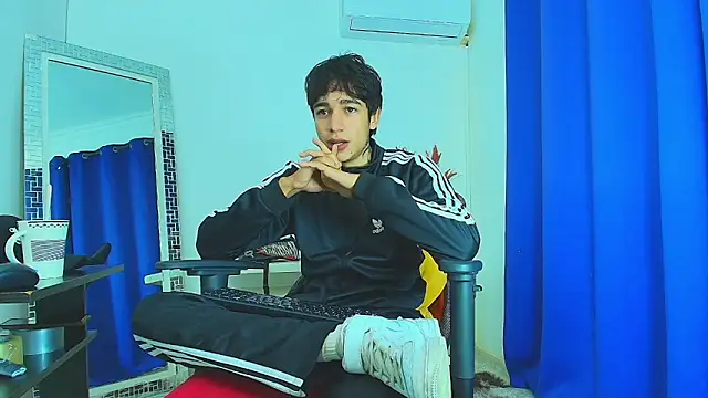 Zacktk7 online show from 02.19.25