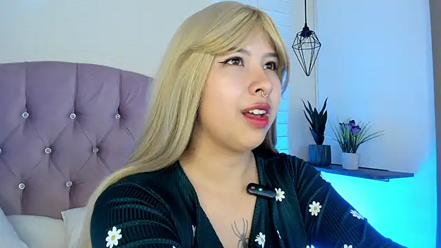 Namiko Park online show from 12.16.24