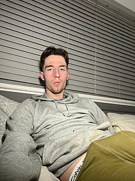 Snapshot of MikesWood21 chatting on 02.27.25 MikesWood21 online show from 02.27.25