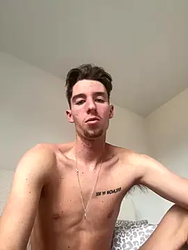 Snapshot of MikesWood21 chatting on 09.16.25 MikesWood21 online show from 09.16.25