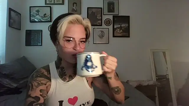 Alexandersonxo online show from 10.05.25