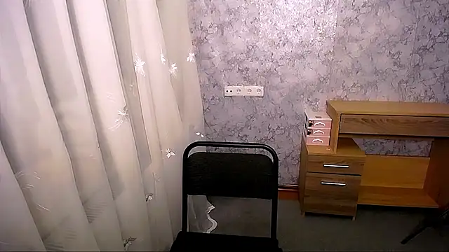 Queen ofLove online show from 12.23.24