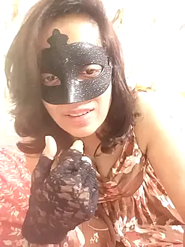 Snapshot of Inaya_Mishra chatting on 01.13.25 Inaya Mishra online show from 01.13.25