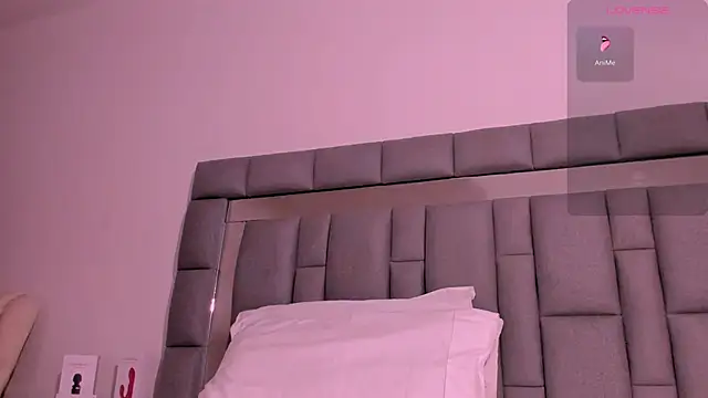 vivianne scott online show from 09.10.25