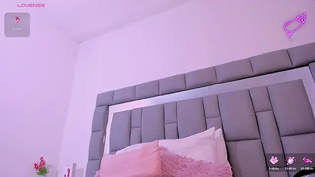 vivianne scott online show from 09.30.25