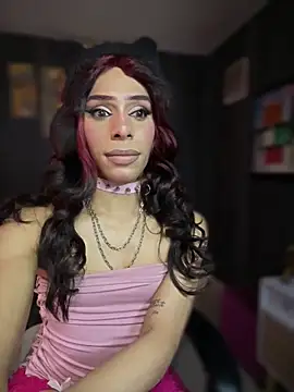 Snapshot of Diana_2003 chatting on 02.10.26 Diana 2003 online show from 02.10.26