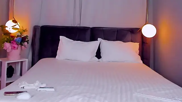 CarlaWhite online show from 03.20.25