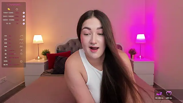 Snapshot of Aria_Blisss chatting on 11.03.25 Aria Blisss online show from 11.03.25