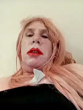 yourwhitesissyslut online show from 05.29.26