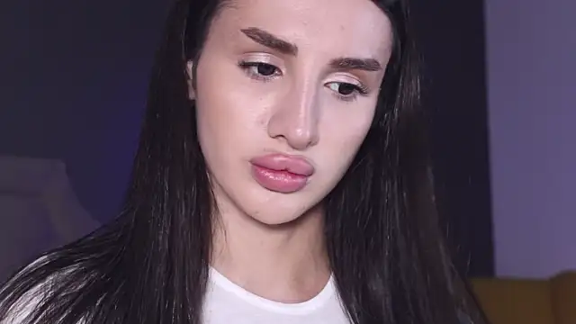 Snapshot of Kim_Oberlin_ chatting on 09.21.25 Kim Oberlin online show from 09.21.25