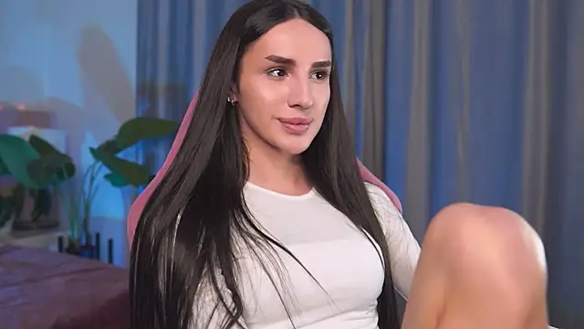 Snapshot of Kim_Oberlin_ chatting on 10.15.25 Kim Oberlin online show from 10.15.25