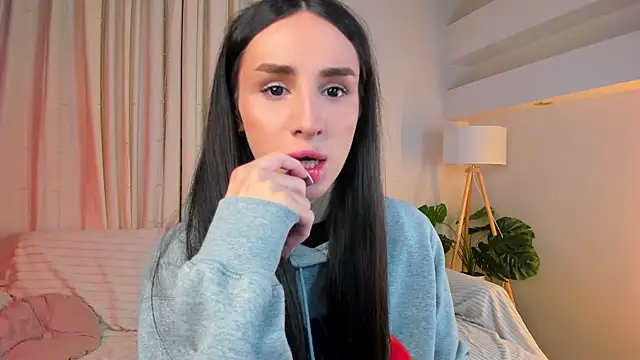 Snapshot of Kim_Oberlin_ chatting on 01.12.26 Kim Oberlin online show from 01.12.26