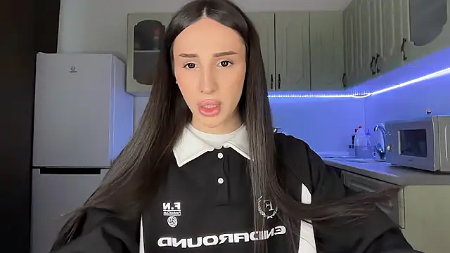 Snapshot of Kim_Oberlin_ chatting on 02.11.26 Kim Oberlin online show from 02.11.26