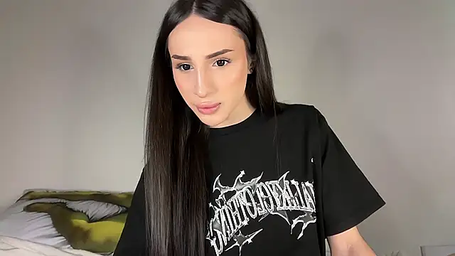 Snapshot of Kim_Oberlin_ chatting on 03.01.26 Kim Oberlin online show from 03.01.26