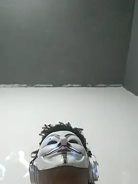 Snapshot of misteriosodoRj chatting on 10.28.25 misteriosodoRj online show from 10.28.25