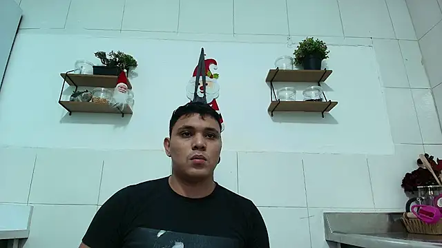 Snapshot of couple_lovelyds chatting on 01.18.26 couple lovelyds online show from 01.18.26