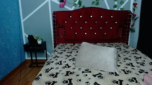 stephanieross202cl online show from 02.07.25