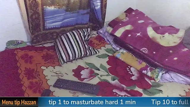 Snapshot of yazforeSolo chatting on 01.30.25 yazforeSolo online show from 01.30.25