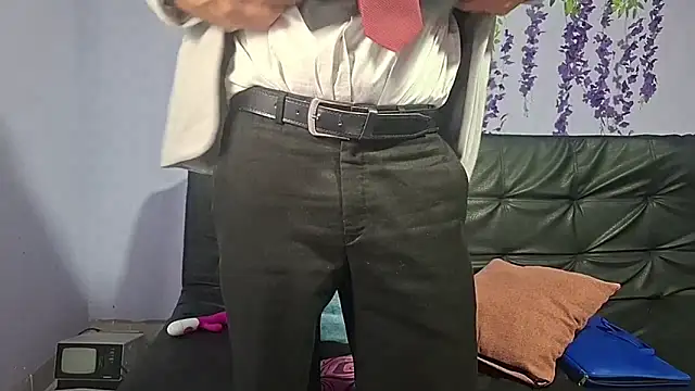 yazforeSolo online show from 11.13.25