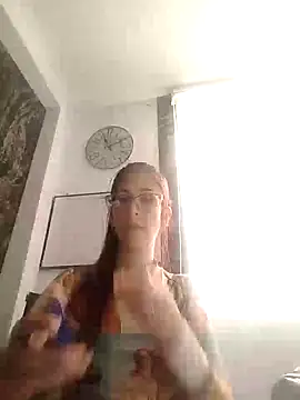 Snapshot of catt_evans1 chatting on 12.10.24 catt evans1 online show from 12.10.24