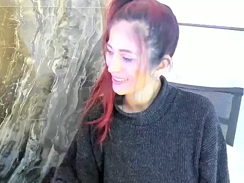 Snapshot of catt_evans1 chatting on 12.24.24 catt evans1 online show from 12.24.24