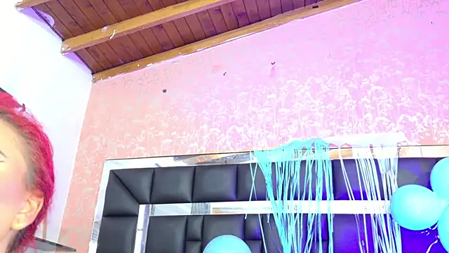 Snapshot of Sofia_martiin chatting on 09.25.25 Sofia martiin online show from 09.25.25