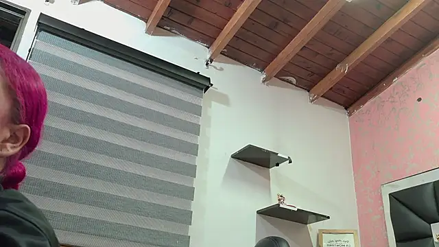 Snapshot of Sofia_martiin chatting on 10.11.25 Sofia martiin online show from 10.11.25