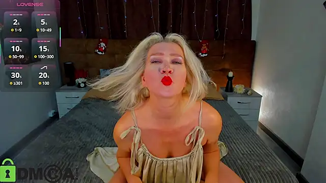 Luna  Lewis online show from 12.20.25